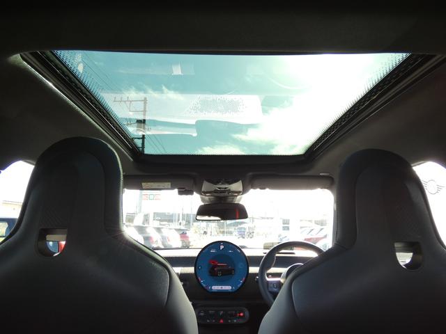 ＭＩＮＩ ＪＣＷ　Ｅ　ジョン・クーパー・ワークス　Ｌパッケージ　正規認定中古車　保証整備付　弊社試乗車　急速充電　ナビ　ＥＴＣ　ドラレコ　バックカメラ　電動シート　ハーマンカードン　衝突軽減ブレーキ　障害物ソナー　レーンキープ　Ａクルコン　サンルーフ（32枚目）