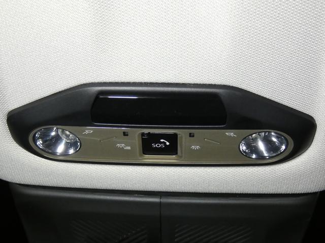 ���[�������v�t�߂ɂ́A�r�n�r�{�^��������A���̂Ȃǂً̋}���ɉ����ƃR�[���Z���^�[�ւƌq����܂��I