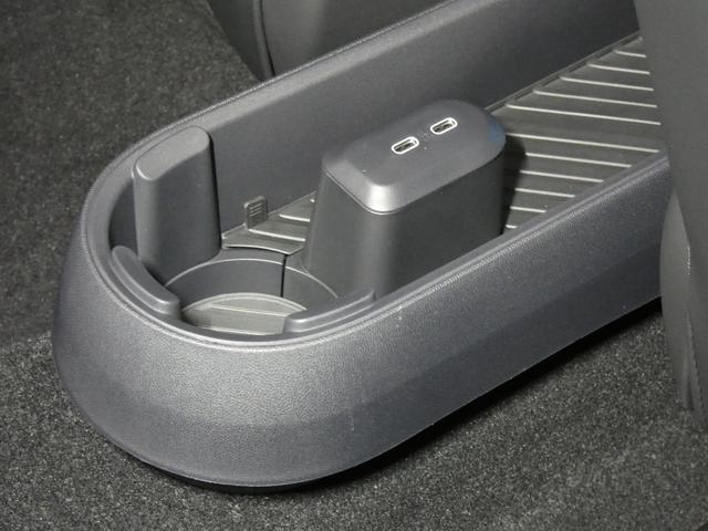 �㕔���Ȃɂ��h�����N�z���_�[�E�t�r�a�|�b�|�[�g����������Ă��܂��I