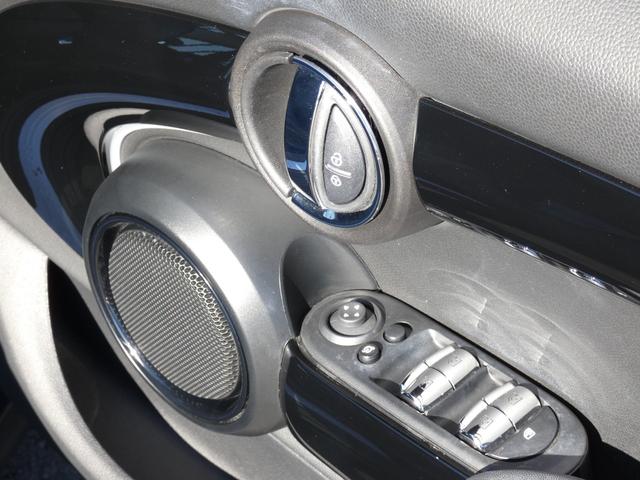 ＭＩＮＩ クーパーＳＤ　クラシック・トリム　正規認定中古車　保証整備付　ＥＴＣ　ドラレコ　バックカメラ　衝突軽減ブレーキ　アイドリングストップ　障害物ソナー　レーンキープ　クルコン　ＬＥＤライト　純正ホイール（24枚目）