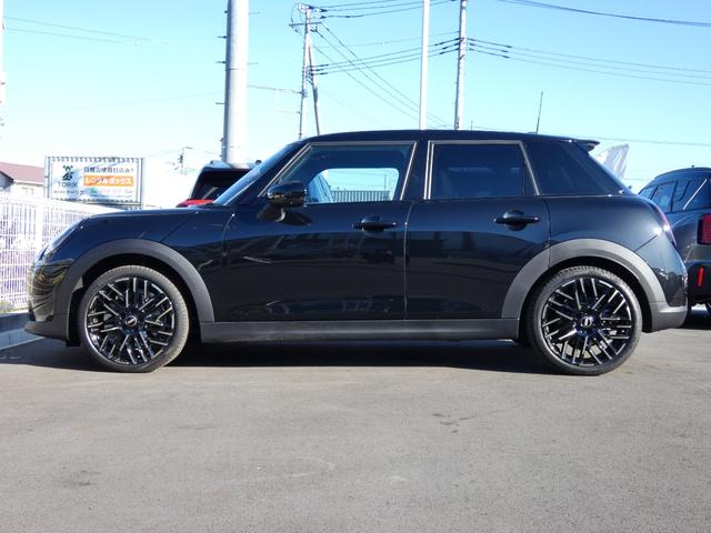 ＭＩＮＩ クーパーＳ　フェイバード・トリム　Ｍパッケージ　正規認定中古車　保証整備付　弊社試乗車　ナビ　ＥＴＣ　ドラレコ　バックカメラ　電動シート　ハーマンカードン　衝突軽減ブレーキ　アイドリングストップ　障害物ソナー　レーンキープ　Ａクルコン（47枚目）
