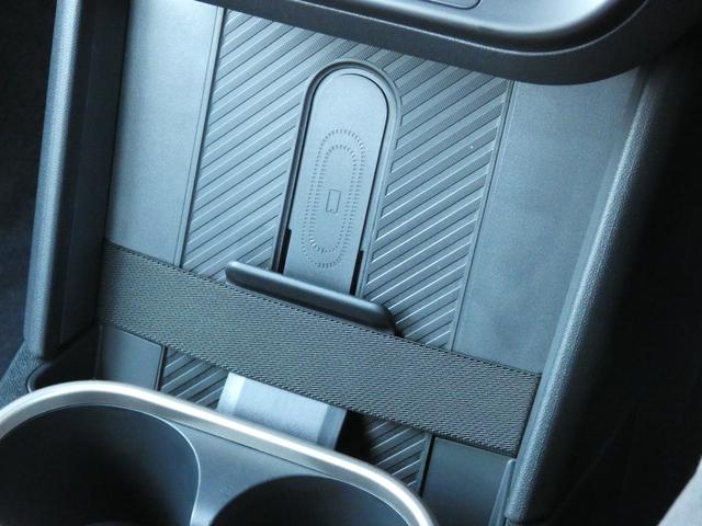 ＭＩＮＩ クーパーＣ　フェイバード・トリム　正規認定中古車　保証整備付　弊社試乗車　ナビ　ＥＴＣ　バックカメラ　衝突軽減ブレーキ　アイドリングストップ　障害物ソナー　レーンキープ　アダプティブクルコン　ＬＥＤライト　純正ホイール（17枚目）