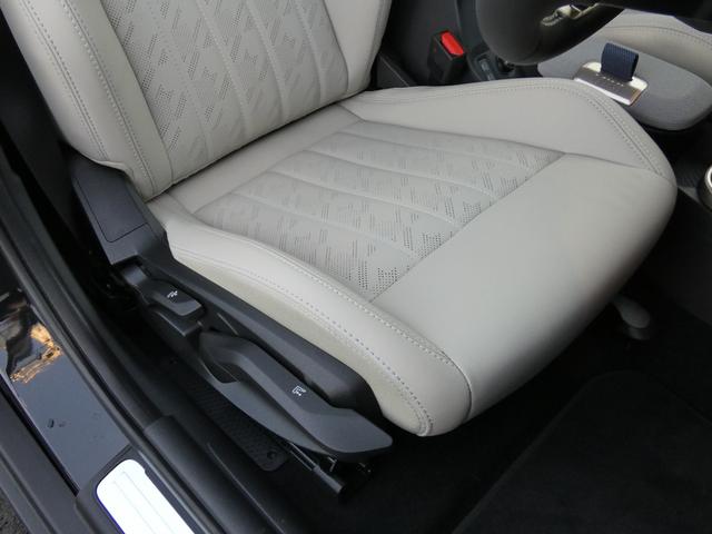 ＭＩＮＩ クーパーＣ　フェイバード・トリム　正規認定中古車　保証整備付　弊社試乗車　ナビ　ＥＴＣ　バックカメラ　衝突軽減ブレーキ　アイドリングストップ　障害物ソナー　レーンキープ　アダプティブクルコン　ＬＥＤライト　純正ホイール（26枚目）