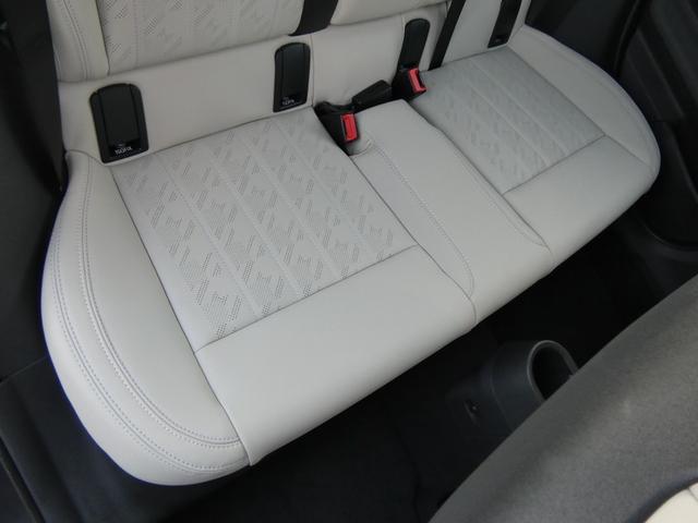 ＭＩＮＩ クーパーＣ　フェイバード・トリム　正規認定中古車　保証整備付　弊社試乗車　ナビ　ＥＴＣ　バックカメラ　衝突軽減ブレーキ　アイドリングストップ　障害物ソナー　レーンキープ　アダプティブクルコン　ＬＥＤライト　純正ホイール（32枚目）