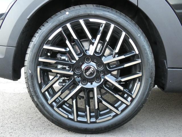 ＭＩＮＩ クーパーＣ　フェイバード・トリム　正規認定中古車　保証整備付　弊社試乗車　ナビ　ＥＴＣ　バックカメラ　衝突軽減ブレーキ　アイドリングストップ　障害物ソナー　レーンキープ　アダプティブクルコン　ＬＥＤライト　純正ホイール（56枚目）