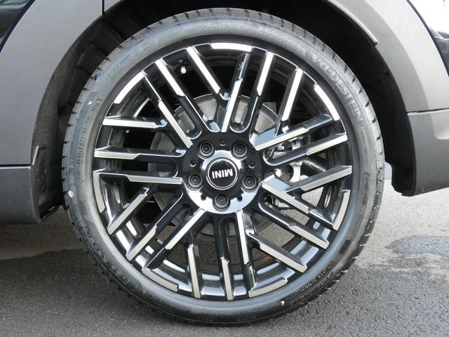 ＭＩＮＩ クーパーＣ　フェイバード・トリム　正規認定中古車　保証整備付　弊社試乗車　ナビ　ＥＴＣ　バックカメラ　衝突軽減ブレーキ　アイドリングストップ　障害物ソナー　レーンキープ　アダプティブクルコン　ＬＥＤライト　純正ホイール（57枚目）