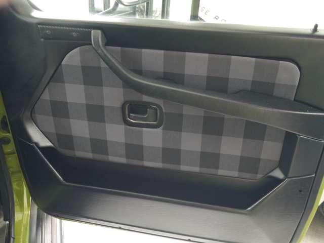 Ｇクラス 　オリジナルカラークラッシックオプション　（ライトグリーン）（41枚目）