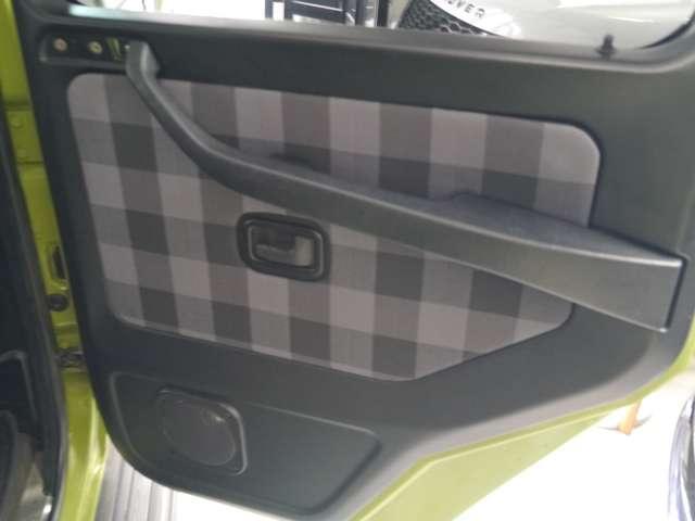 Ｇクラス 　オリジナルカラークラッシックオプション　（ライトグリーン）（42枚目）