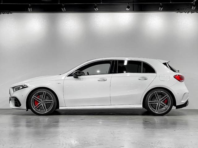 Ａクラス Ａ４５　Ｓ　４マチック＋　４ＷＤ　ワンオーナー　アドバンスドＰＫＧ　１９ＡＷ　取説　保証書　メンテナンスノート　スペアキー　禁煙車（5枚目）