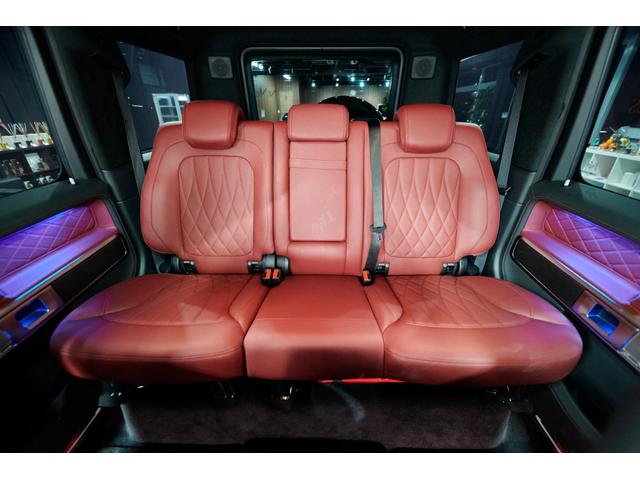 Ｇクラス Ｇ４５０ｄ　ＡＭＧラインパッケージ　（ＩＳＧ）　ディーゼルターボ　４ＷＤ　ＭＰ２０２５０１　ＭａｎｕｆａｋｔｕｒプログラムプラスオープンポアグレイオークウッドエナジャイジングＰＫＧナイトＰＫＧ仕様　取扱説明書　保証書　スペアキー（30枚目）