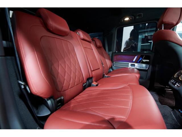 Ｇクラス Ｇ４５０ｄ　ＡＭＧラインパッケージ　（ＩＳＧ）　ディーゼルターボ　４ＷＤ　ＭＰ２０２５０１　ＭａｎｕｆａｋｔｕｒプログラムプラスオープンポアグレイオークウッドエナジャイジングＰＫＧナイトＰＫＧ仕様　取扱説明書　保証書　スペアキー（32枚目）