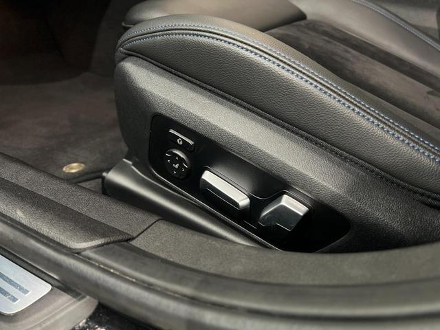 Ｂ３ リムジン　オールラッド　ＨａｒｍａｎＫａｒｄｏｎ　フルセグ　取説　記録簿　スペアキー　ドラレコ　２０ｉｎＡＷ　メタリックペイントアンビエントライト　ワイヤレスチャージング　ライブコックピット　電動フロントスポーツシート（24枚目）