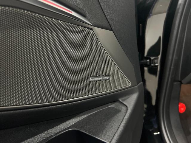 Ｂ３ リムジン　オールラッド　ＨａｒｍａｎＫａｒｄｏｎ　フルセグ　取説　記録簿　スペアキー　ドラレコ　２０ｉｎＡＷ　メタリックペイントアンビエントライト　ワイヤレスチャージング　ライブコックピット　電動フロントスポーツシート（30枚目）