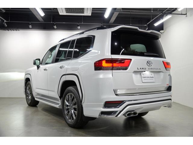 第三者機関（ＡＩＳ）にて内外装の状態・走行距離・機関・修復歴等を細かくチェックいたします。