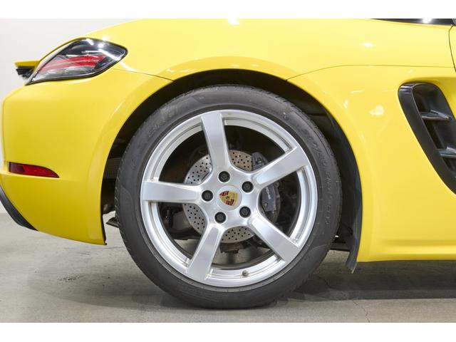７１８ケイマン ７１８ケイマン　２．０　レーシングイエロー／左Ｈ／６速マニュアル／スポクロ／ＰＡＳＭ／スポエグ／１９インチケイマンＳアルミ（12枚目）
