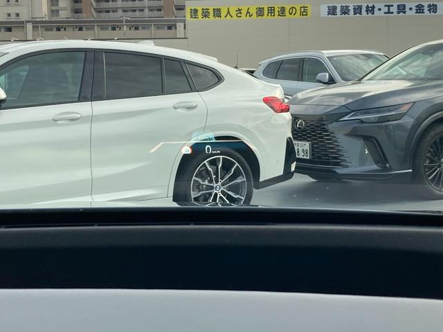 ｉＸ Ｍ６０　Ｍ６０　タイヤ新品交換　サンルーフ　２年保証付　ＥＴＣ２．０　Ｂｏｗｅｒｓ＆Ｗｉｌｋｉｎｓサウンド　スカイラウンジ　ステリングヒーター　ベンチレーションシート　シートヒーター　２２ＡＷ（15枚目）