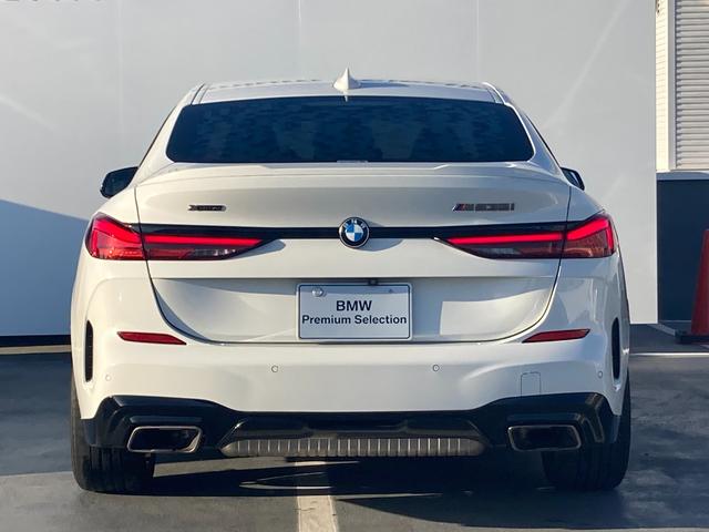 ２シリーズ Ｍ２３５ｉ　ｘＤｒｉｖｅグランクーペ　２年保証　認定中古車　タイヤ４本新品納車　アドバンスドＰＫＧ　プラスＰＫＧ　アダプティブサスペンション　純正ナビ　バックカメラ　Ｍスポーツシート　パワーシート　シートヒーター　Ｍスポーツブレーキ（7枚目）