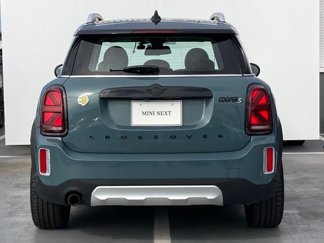MINI クーパーS E クロスオーバー オール4 1オーナー 認定中古車 Apple CarPlay バックカメラ アダプティブクルーズコントロール シートヒーター 衝突軽減ブレーキ 充電ケーブル OPピアノブラックエクステリア 2年保証(5枚目)