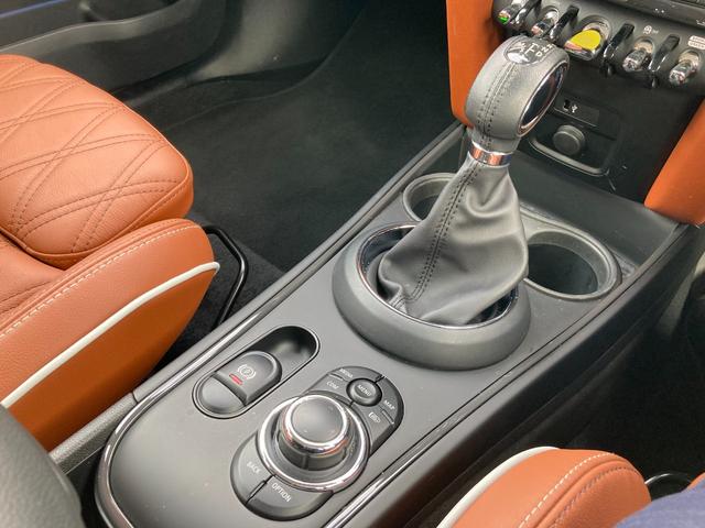 MINI クーパーS E クロスオーバー オール4 1オーナー 認定中古車 Apple CarPlay バックカメラ アダプティブクルーズコントロール シートヒーター 衝突軽減ブレーキ 充電ケーブル OPピアノブラックエクステリア 2年保証(20枚目)