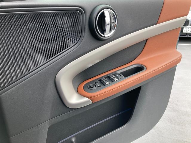 MINI クーパーS E クロスオーバー オール4 1オーナー 認定中古車 Apple CarPlay バックカメラ アダプティブクルーズコントロール シートヒーター 衝突軽減ブレーキ 充電ケーブル OPピアノブラックエクステリア 2年保証(22枚目)
