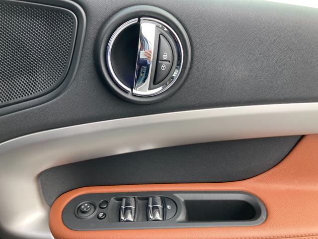 MINI クーパーS E クロスオーバー オール4 1オーナー 認定中古車 Apple CarPlay バックカメラ アダプティブクルーズコントロール シートヒーター 衝突軽減ブレーキ 充電ケーブル OPピアノブラックエクステリア 2年保証(23枚目)