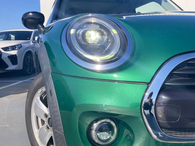 ＭＩＮＩ クーパーＤ　ワンオーナー　純正ナビ　ＬＥＤヘットライト　バックカメラ　シートヒーター　認定中古車　２年保証付き（6枚目）