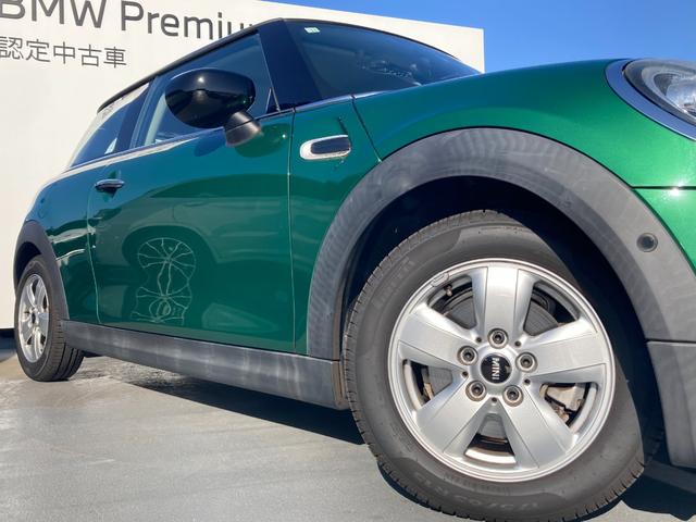 ＭＩＮＩ クーパーＤ　ワンオーナー　純正ナビ　ＬＥＤヘットライト　バックカメラ　シートヒーター　認定中古車　２年保証付き（7枚目）