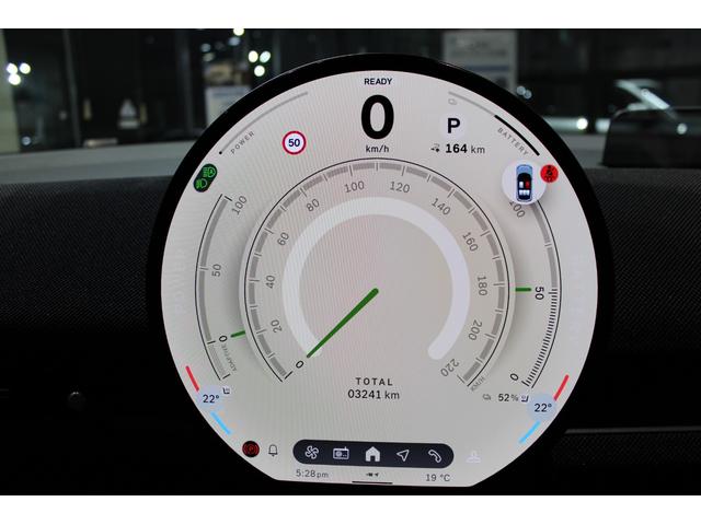 ＭＩＮＩ エースマンＥ　クラシック・トリム　正規認定中古車　弊社デモカー　１８インチアロイホイール　ステアリングヒーター　フロントシートヒーター　ヘッドアップディスプレイ　コンフォートアクセス　ハイビームアシスタント　アップルカープレイ（31枚目）
