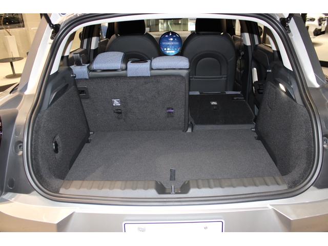 ＭＩＮＩ エースマンＥ　クラシック・トリム　正規認定中古車　弊社デモカー　１８インチアロイホイール　ステアリングヒーター　フロントシートヒーター　ヘッドアップディスプレイ　コンフォートアクセス　ハイビームアシスタント　アップルカープレイ（47枚目）