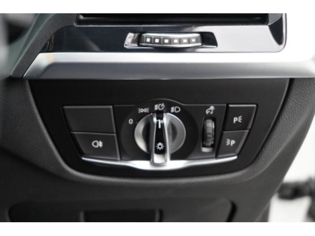 X4 M コンペティション Harman/Kardon メリノ革Mスポ-ツシートBMWディスプレイキ- LEDヘッドランプ  360°カメラ HUD 21AW(27枚目)