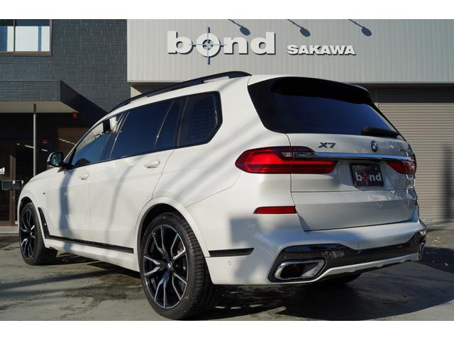 Ｘ７ ｘＤｒｉｖｅ　３５ｄ　Ｍスポーツ　リヤエンターテインメント・パノラマサンルーフ・ウェルネスＰＫＧ・保冷保温機能付カップホルダー・ｈａｒｍａｎ／ｋａｒｄｏｎサウンド・２列目コンフォートシート・　５ゾーンオートマチックエアコンディショナー（6枚目）