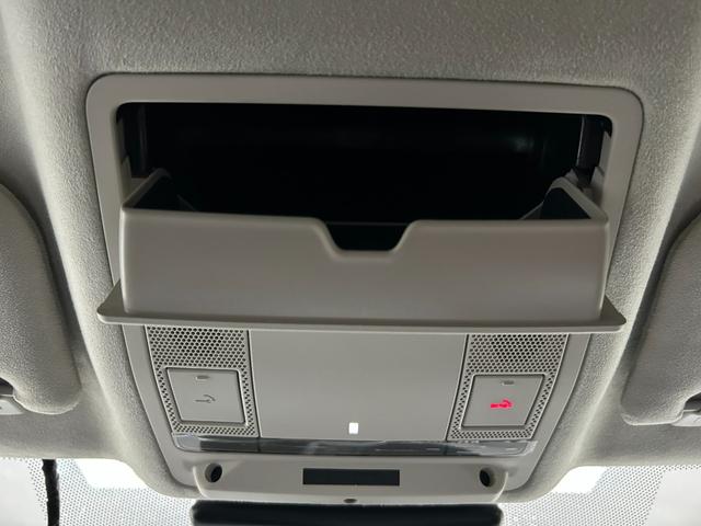 サングラス入れ