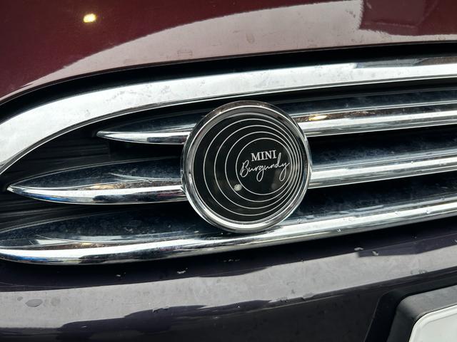 MINI クーパー バーガンディー エディション 限定車 インテリジェントS アクティブクルーズ 純正ナビ バックカメラ ユニオンジャックテール LEDヘッドライト 純正16アルミ シルバールーフ&シルバーミラーkバー 専用ディスプレイリング 後期型(40枚目)