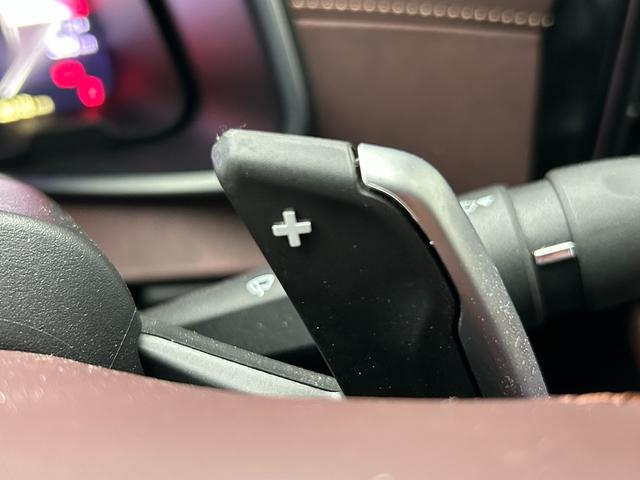 ＤＳ９ オペラ　Ｅ－テンス　プラグインハイブリッド　ＡＣＣ　サンルーフ　アールルビィナッパレザー　シートヒーター＆ベンチレーション　ナビゲーションＦ＆Ｂカメラ　ナイトヴィジョン　フォーカルプレミアムサウンド　ＥＶ距離６５ｋｍ（23枚目）