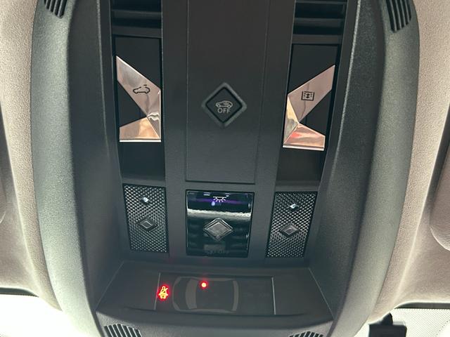 ＤＳ９ オペラ　Ｅ－テンス　プラグインハイブリッド　ＡＣＣ　サンルーフ　アールルビィナッパレザー　シートヒーター＆ベンチレーション　ナビゲーションＦ＆Ｂカメラ　ナイトヴィジョン　フォーカルプレミアムサウンド　ＥＶ距離６５ｋｍ（30枚目）