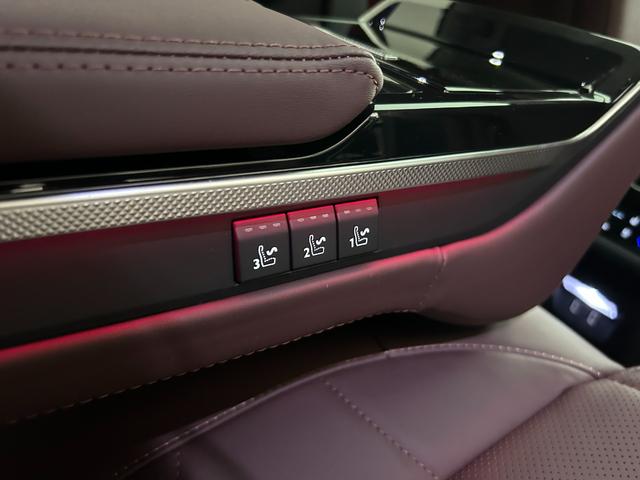 ＤＳ９ オペラ　Ｅ－テンス　プラグインハイブリッド　ＡＣＣ　サンルーフ　アールルビィナッパレザー　シートヒーター＆ベンチレーション　ナビゲーションＦ＆Ｂカメラ　ナイトヴィジョン　フォーカルプレミアムサウンド　ＥＶ距離６５ｋｍ（65枚目）