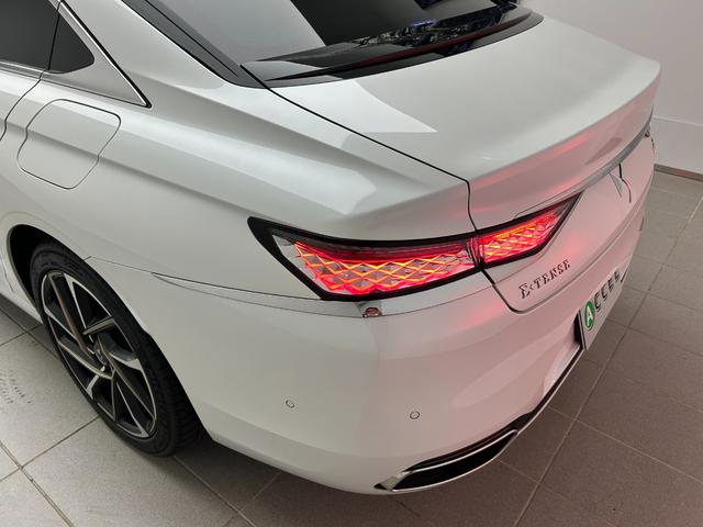 ＤＳ９ オペラ　Ｅ－テンス　プラグインハイブリッド　ＡＣＣ　サンルーフ　アールルビィナッパレザー　シートヒーター＆ベンチレーション　ナビゲーションＦ＆Ｂカメラ　ナイトヴィジョン　フォーカルプレミアムサウンド　ＥＶ距離６５ｋｍ（74枚目）