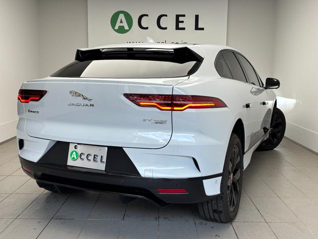 Iペイス HSE ACC サンルーフ レッドレザーシート&ヒーター 純正ナビ サラウンドカメラ 液晶メーター ブラインドスポット 電動テールゲート(2枚目)