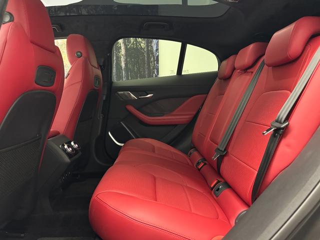 Iペイス HSE ACC サンルーフ レッドレザーシート&ヒーター 純正ナビ サラウンドカメラ 液晶メーター ブラインドスポット 電動テールゲート(7枚目)