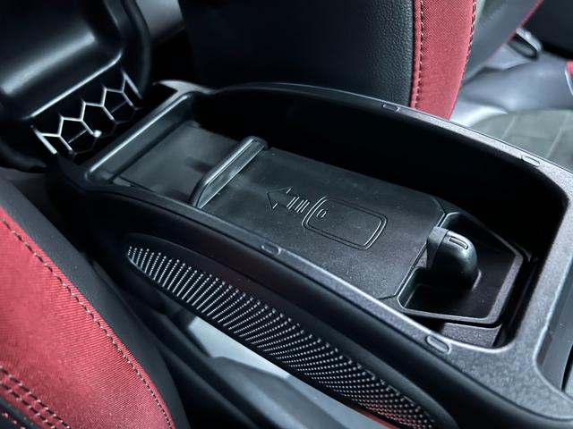 ＭＩＮＩ ジョンクーパーワークス　インテリジェントＳ　アクティブクルーズ　純正ナビ　バックカメラ　カープレイ対応　ヘッドアップディスプレイ　ユニオンジャックテール　ＬＥＤヘッドライト（16枚目）