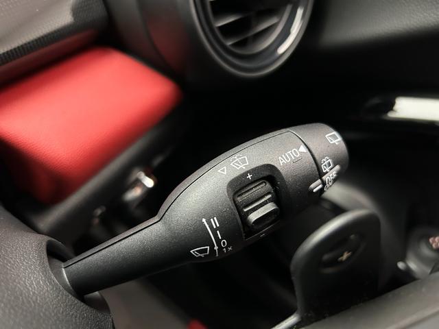 ＭＩＮＩ ジョンクーパーワークス　インテリジェントＳ　アクティブクルーズ　純正ナビ　バックカメラ　カープレイ対応　ヘッドアップディスプレイ　ユニオンジャックテール　ＬＥＤヘッドライト（25枚目）