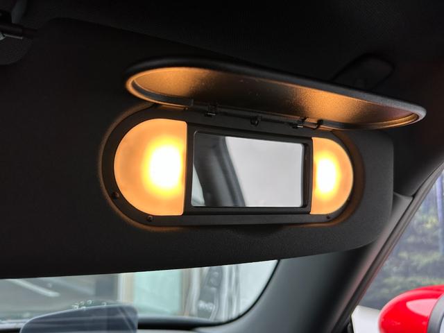 ＭＩＮＩ ジョンクーパーワークス　インテリジェントＳ　アクティブクルーズ　純正ナビ　バックカメラ　カープレイ対応　ヘッドアップディスプレイ　ユニオンジャックテール　ＬＥＤヘッドライト（31枚目）