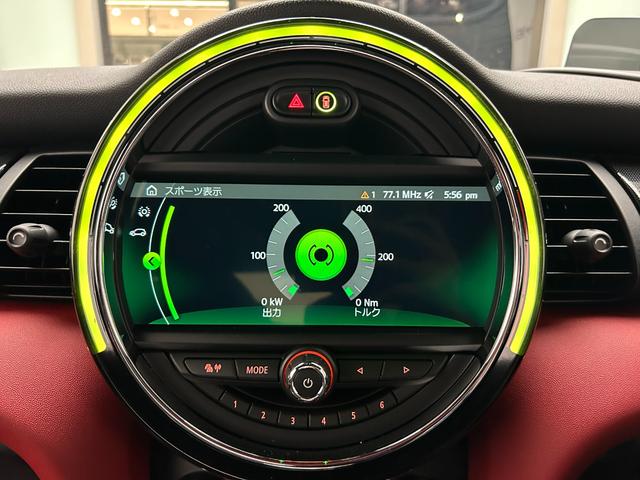 ＭＩＮＩ ジョンクーパーワークス　インテリジェントＳ　アクティブクルーズ　純正ナビ　バックカメラ　カープレイ対応　ヘッドアップディスプレイ　ユニオンジャックテール　ＬＥＤヘッドライト（35枚目）