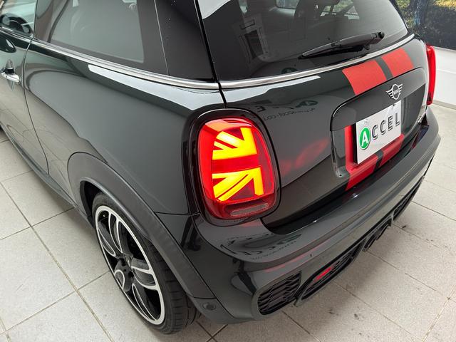 ＭＩＮＩ ジョンクーパーワークス　インテリジェントＳ　アクティブクルーズ　純正ナビ　バックカメラ　カープレイ対応　ヘッドアップディスプレイ　ユニオンジャックテール　ＬＥＤヘッドライト（51枚目）