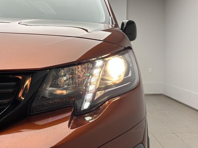 リフター GT アクティブクルーズコントロール ガラスルーフ カープレイ対応ディスプレイオーディオ バックカメラ レーンアシスト ブラインドスポットアシスト 両側スライドドア スマートキー(5枚目)