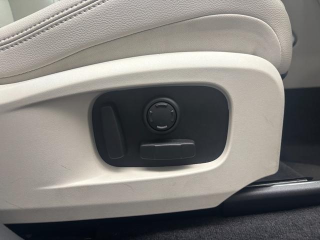 Fペイス R-ダイナミック ブラック P250 アクティブクルーズコントロール パノラミックガラスルーフ ベージュレザーシートヒーター Rダイナミックエアロ&20インチブラックアルミ ナビ3Dサラウンドカメラ 電動テールゲート LEDヘッドライト(28枚目)