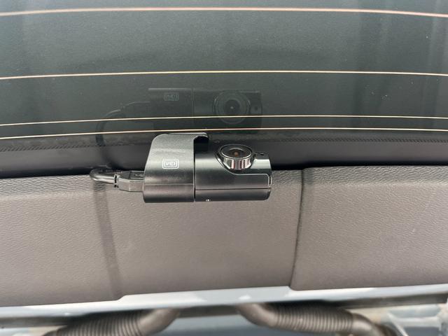 ＸＣ４０ Ｔ４　ＡＷＤ　モーメンタム　コンビニエンスＰＫ　運転席電動シート　シートヒーター付き　純正ドライブレコーダー前後　電動サンルーフ（39枚目）
