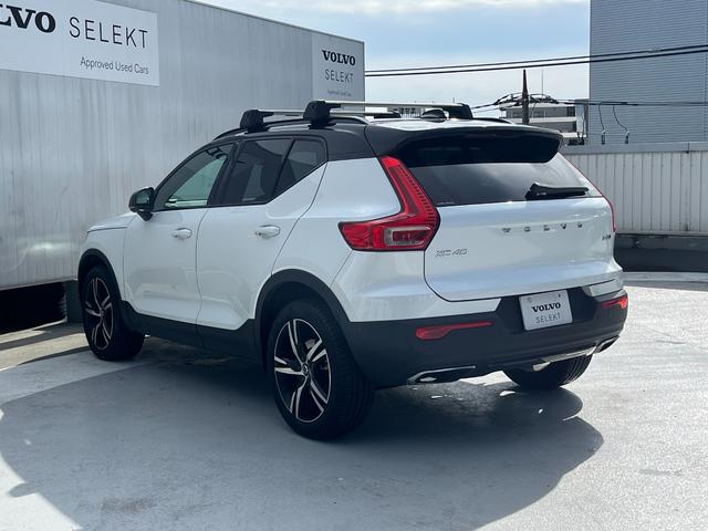 XC40 T4 AWD Rデザイン 純正ナビ 360°カメラ(10枚目)