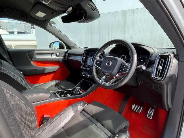 XC40 T4 AWD Rデザイン 純正ナビ 360°カメラ(15枚目)