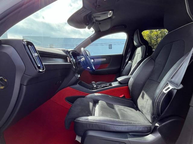 XC40 T4 AWD Rデザイン 純正ナビ 360°カメラ(18枚目)